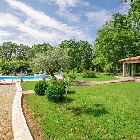 Adelia 1 * Poreč