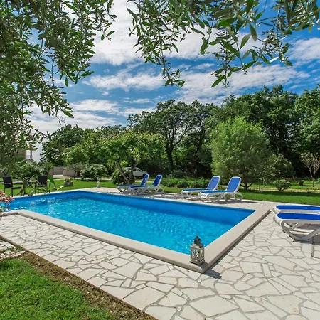 Adelia, Unweit Von Apartment Porec
